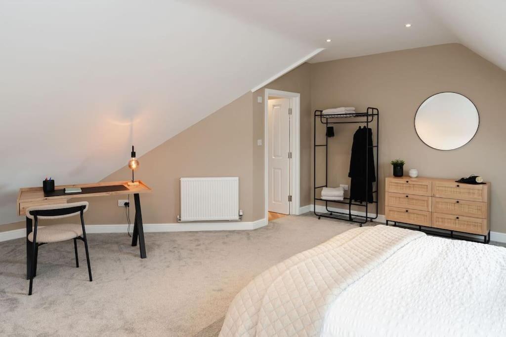 Boutique Apartment - Mazerystays Exley Exteriör bild