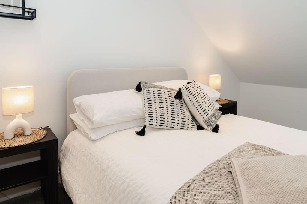 Boutique Apartment - Mazerystays Exley Exteriör bild