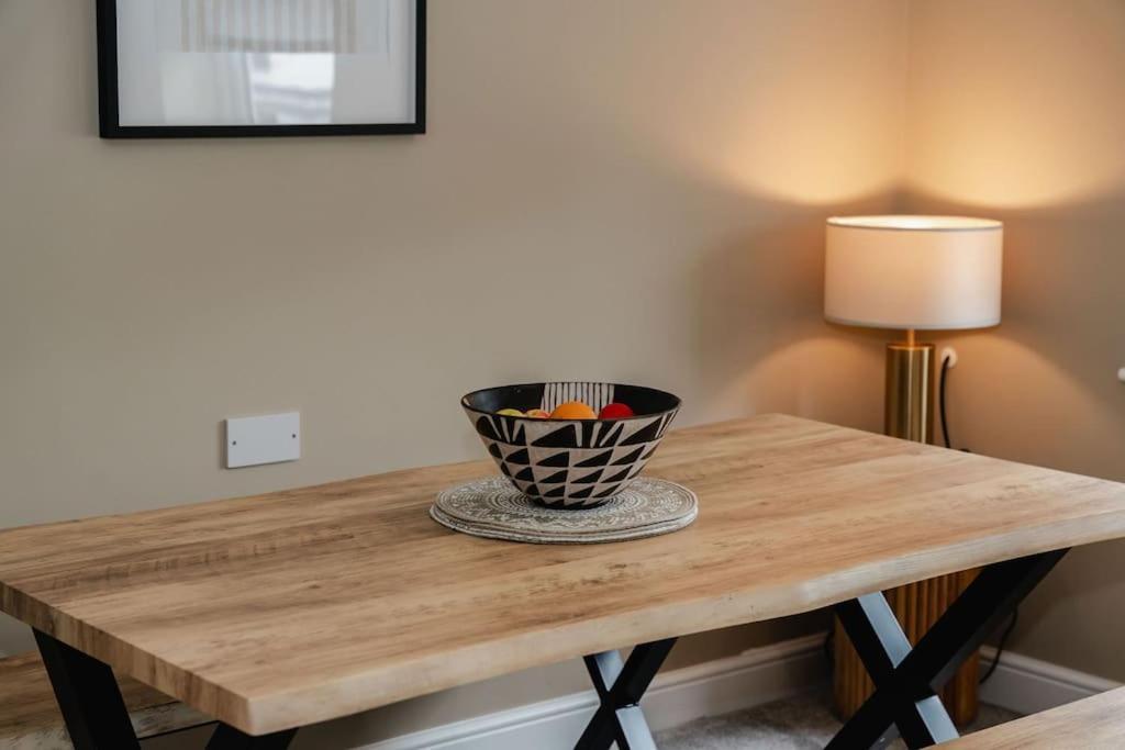 Boutique Apartment - Mazerystays Exley Exteriör bild