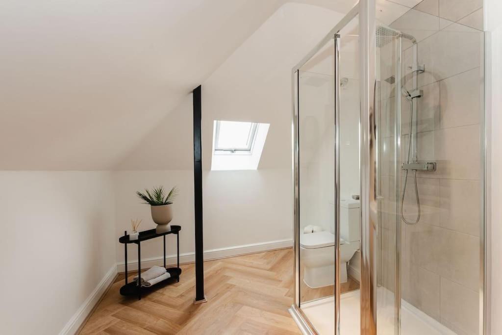 Boutique Apartment - Mazerystays Exley Exteriör bild